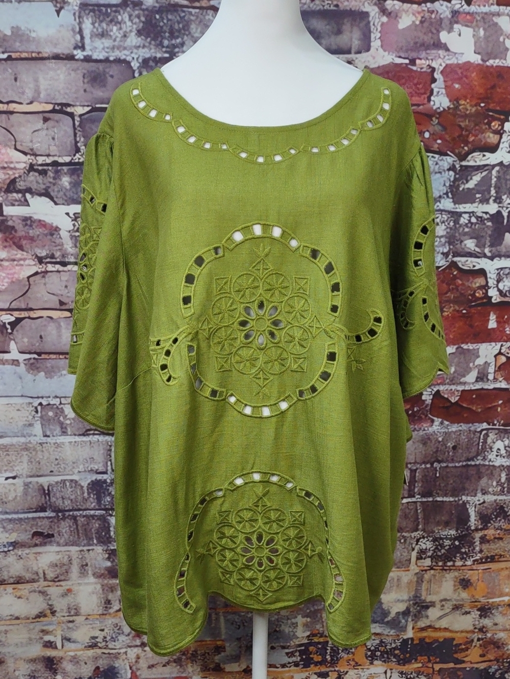 Calligraphie Boho Cutwork Linen Blend Top